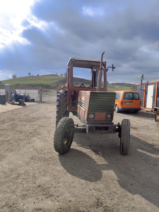 Tractor fiat 880