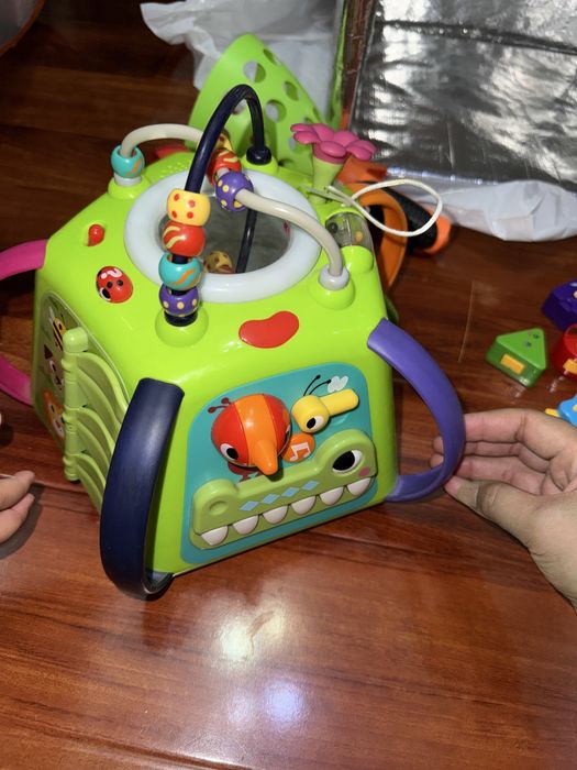Распродаю детские игрушки
