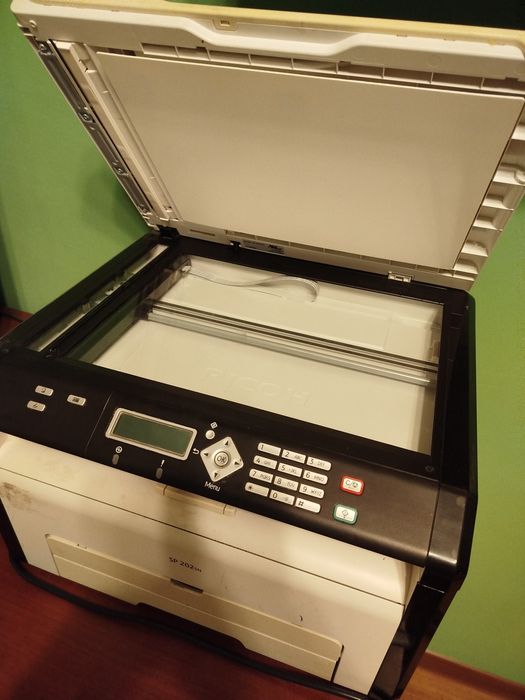 Компьютер в сборе и принтер