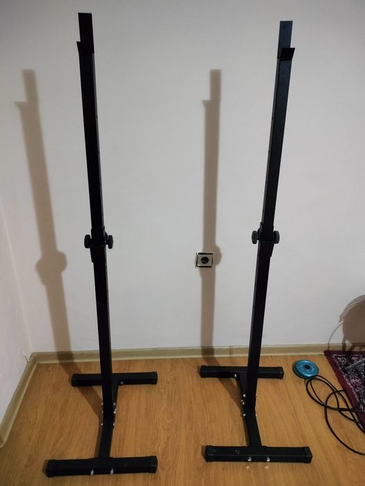 Чисто нова стойка за клек