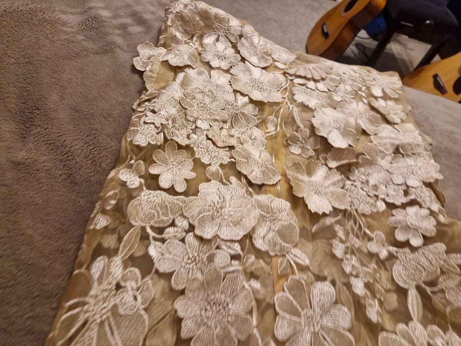 Златна рокля от  Innovare Denim