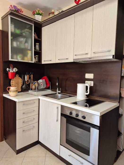 Обзаведен двустаен апартамент в централна част, к-с „Каскадас 2“