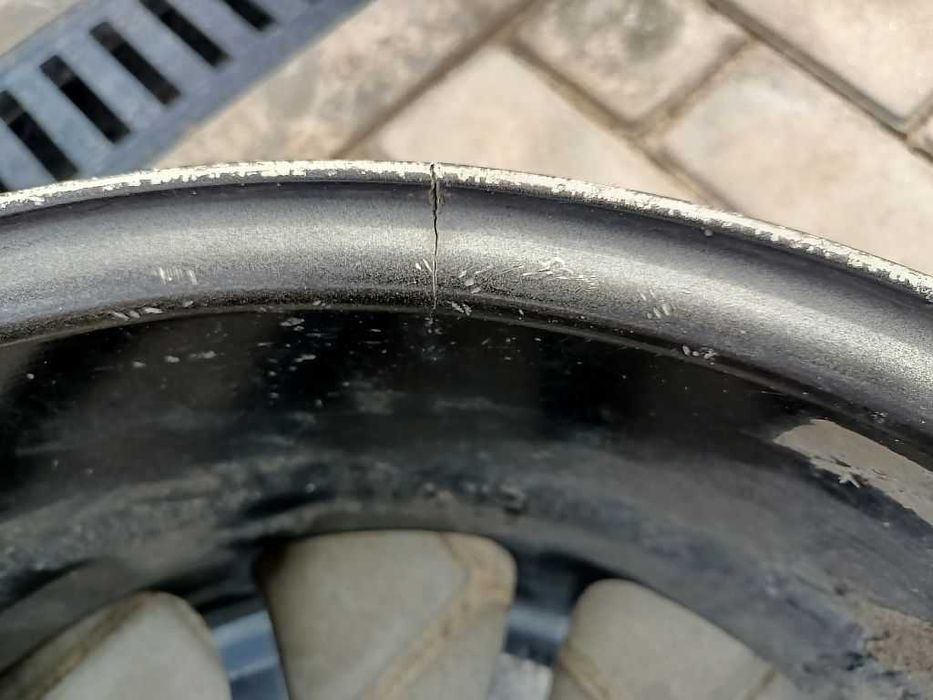 Продам легкосплавные диски