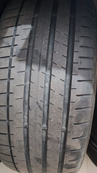 Jante SUV cu anvelope 245/45 r20 103w