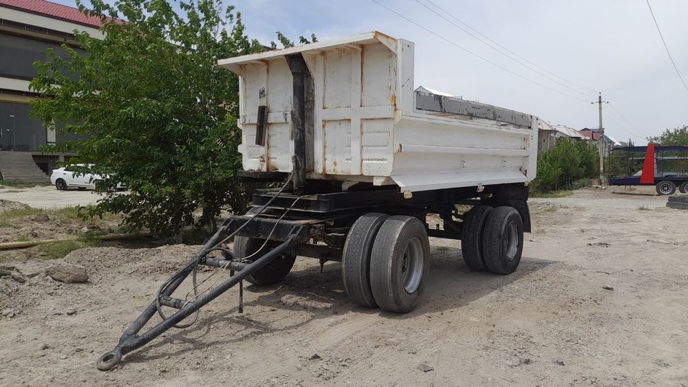 Прицеп самасвал 10куб с хорошим состояние