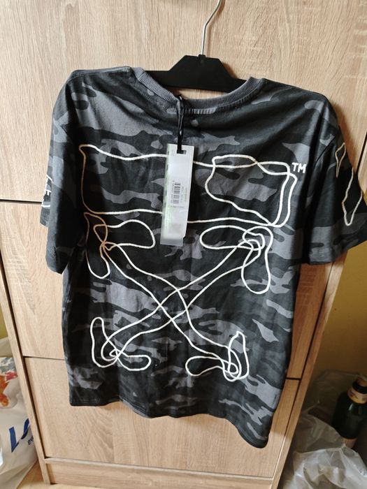 OFF-WHITE  често нова комуфлажна