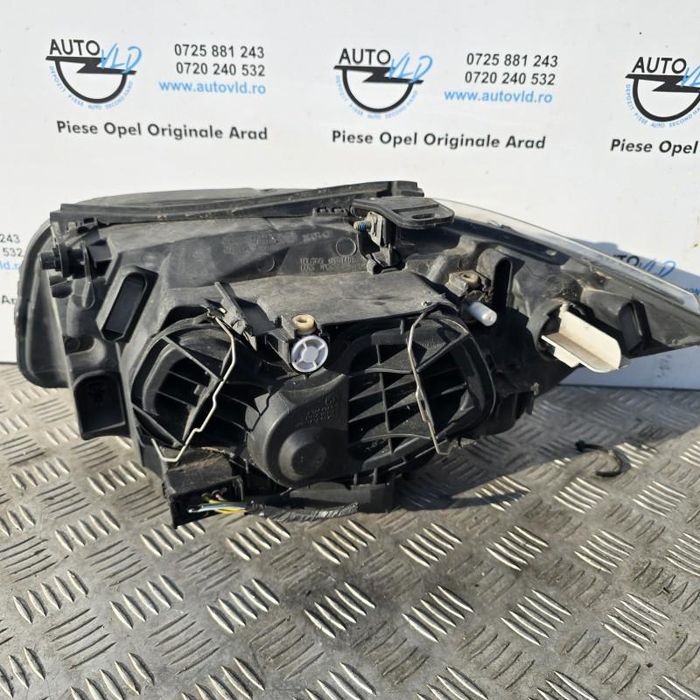 Far dreapta fundal negru halogen BMW Seria 1 LCI E81,E87