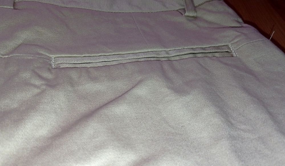 Pantaloni scurti stil office bej