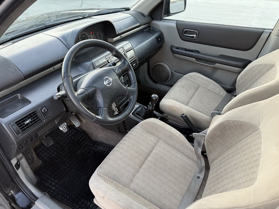 Nissan X Trail 2.2 diesel manual 4X4 la buton