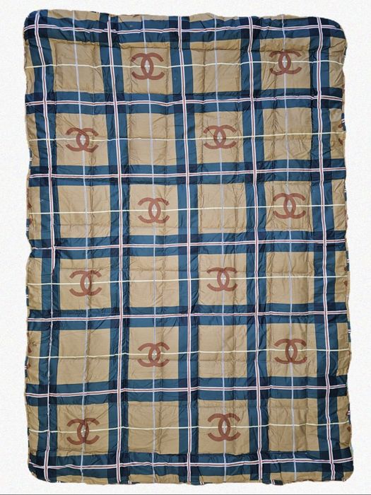 Одеяло из верблюжьей шерсти