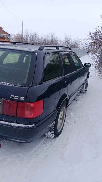 Продам Ауди 80 б4