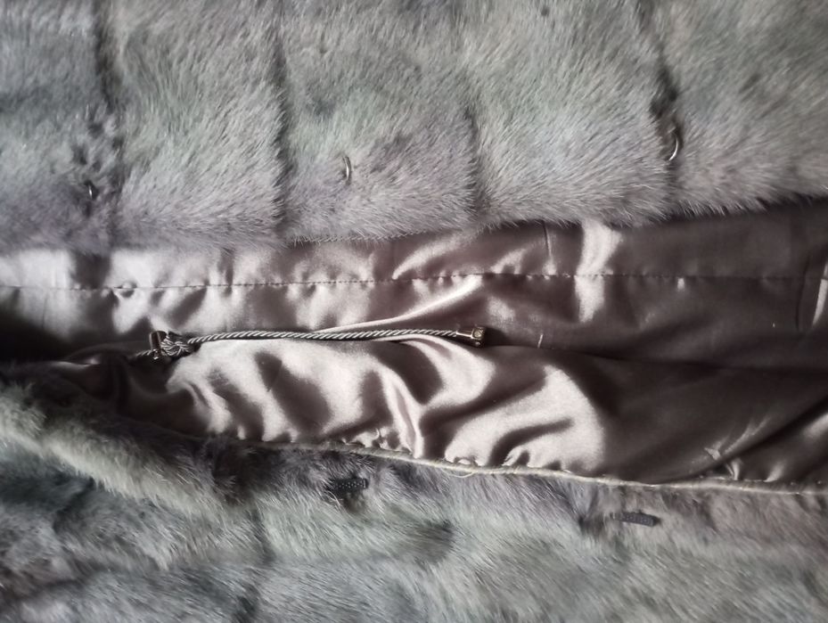 Шуба из голубой норки