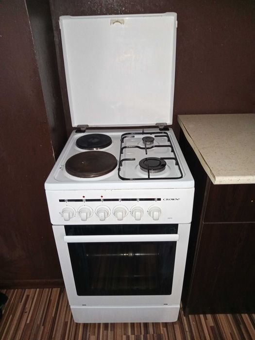 Готварска печка на ток и газ