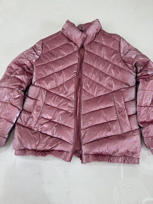 Детские куртки и комбинезоны