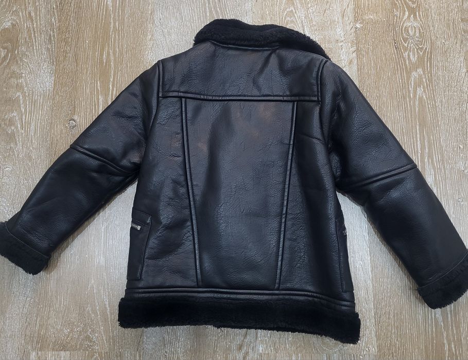 Продам куртку дублёнку на мальчика