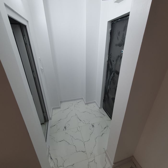 De vanzare garsoniera la parter 25.999€