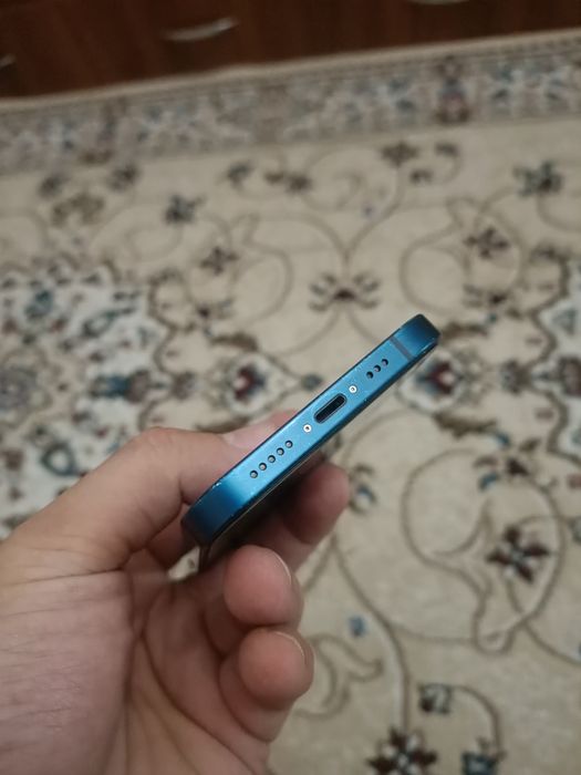 Продам Iphone 12  128gb 5G