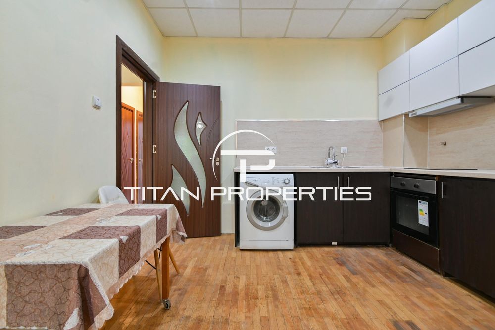 Тристаен, под наем, Център-ЦУМ