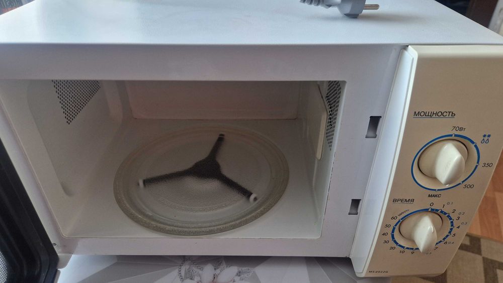 Микроволновая печка