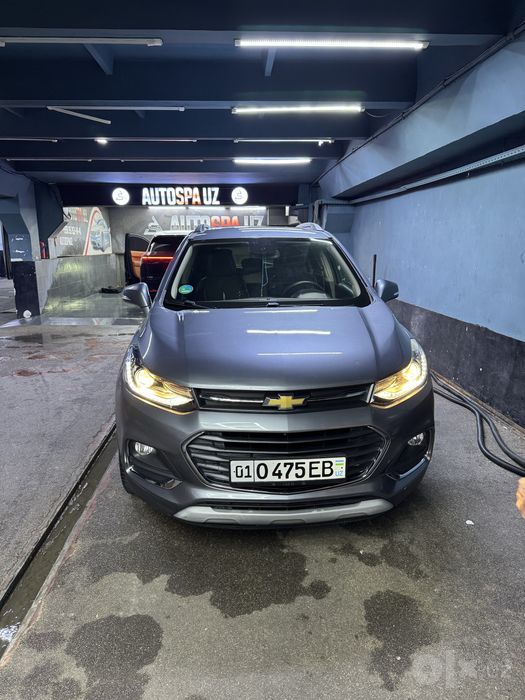 Tracker 1 сотилади