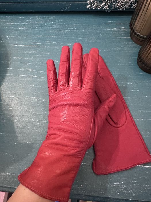 Продаю перчатки кожаные