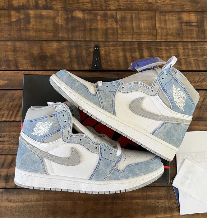 Adidasi Jordan 1 Retro Hyper Royale Blue -Full Box