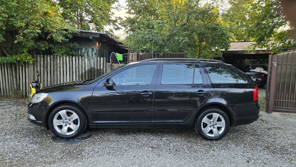SKODA Octavia 2010 — imagine 2
