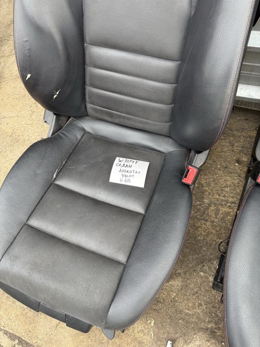 Кожен салон с алкантара за Mercedes benz w204 facelift лек дефект н103