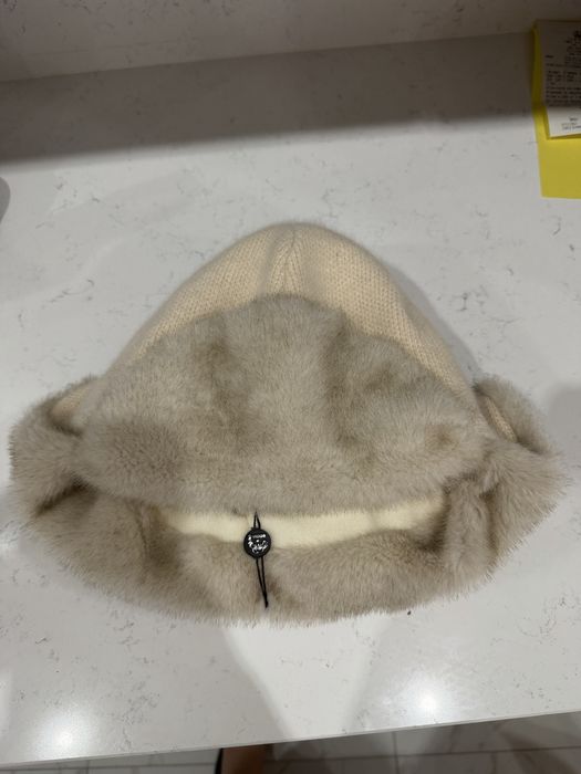 Шапка от Китай , чисто нова ушанка
