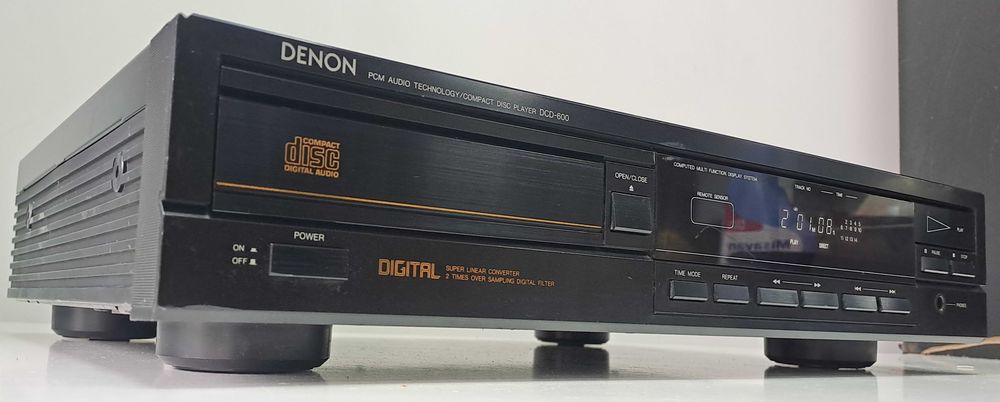 Denon DCD 600 CD player classic vintage 1987 burr brown PCM 56 Japan