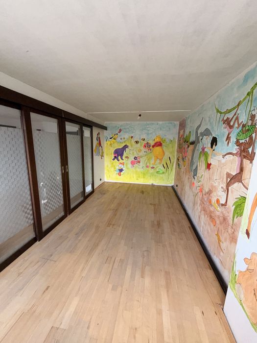 Apartamentv4 camere vanzare