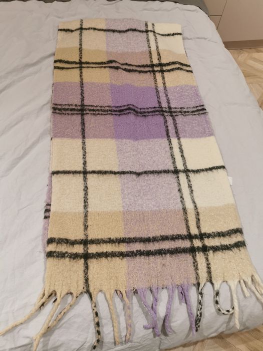 Дамски вълнени топли шалове