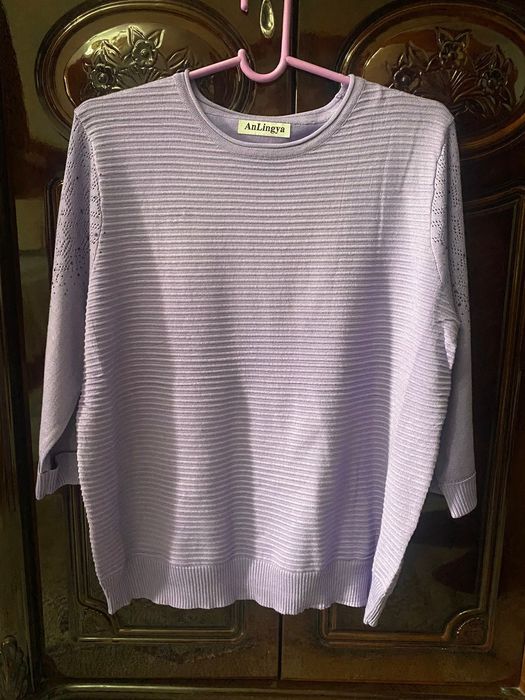 Продам кофты новые все