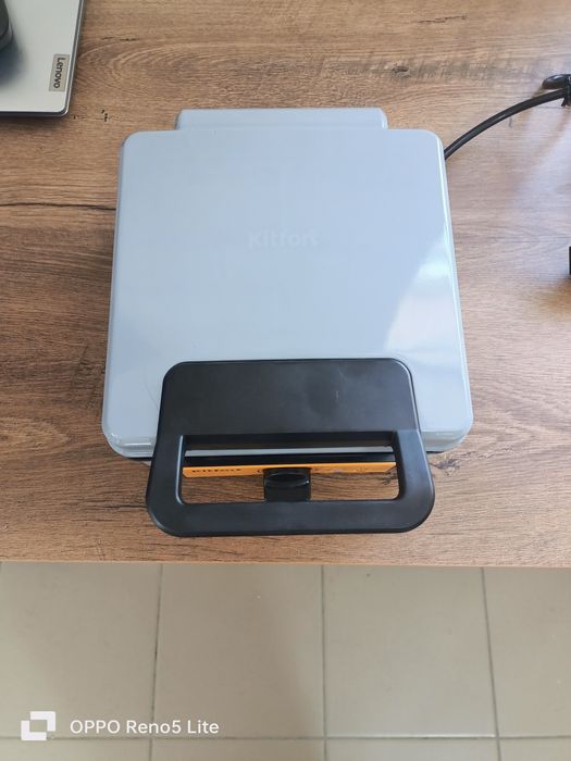 Вафельница Kitfort