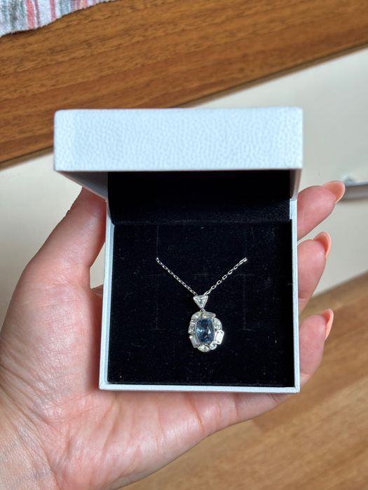 Колие Swarovski с камък