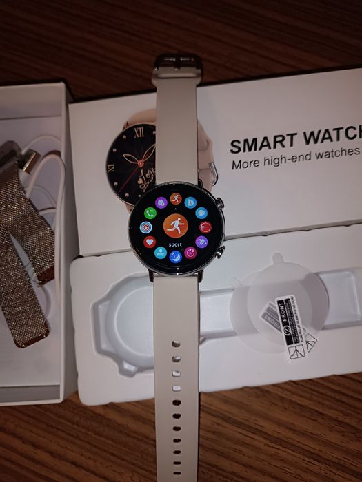 Vând Smartwatch Nou/Damă!