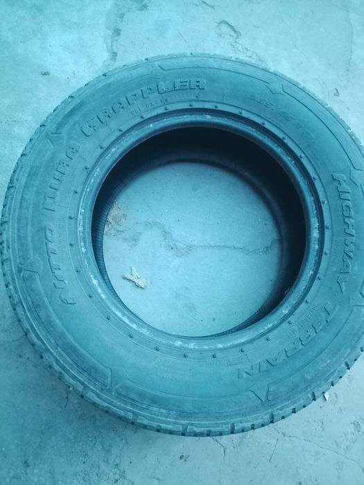 Продам шины Nitto Dura Grappler 265/65r17