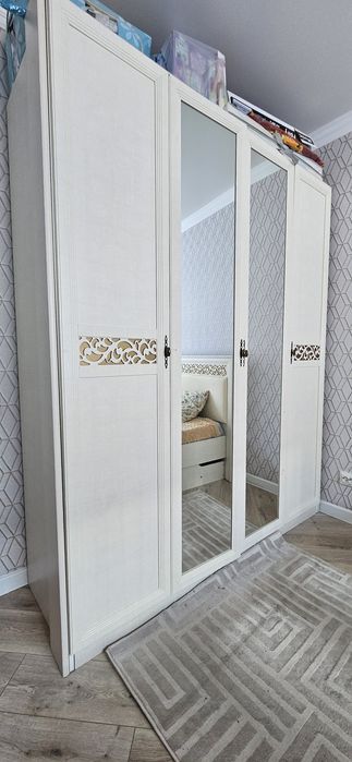 Спальный гарнитур