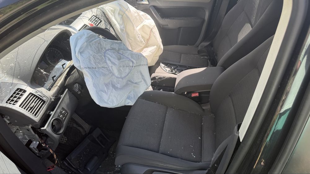 VW touran 1.9 tdi 105 на части