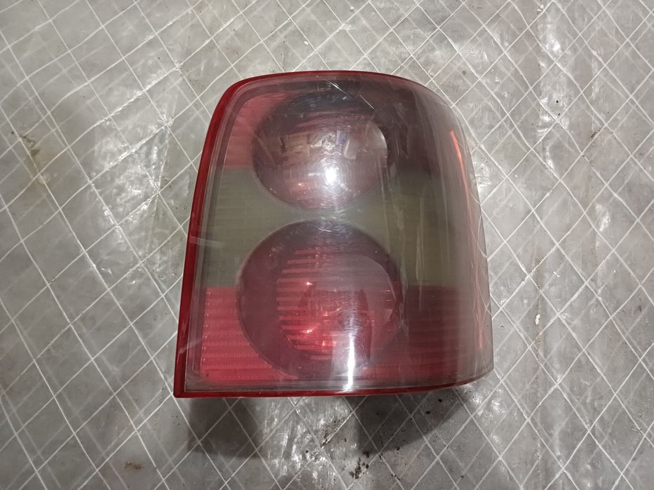 Продавам части за пасат b5.5