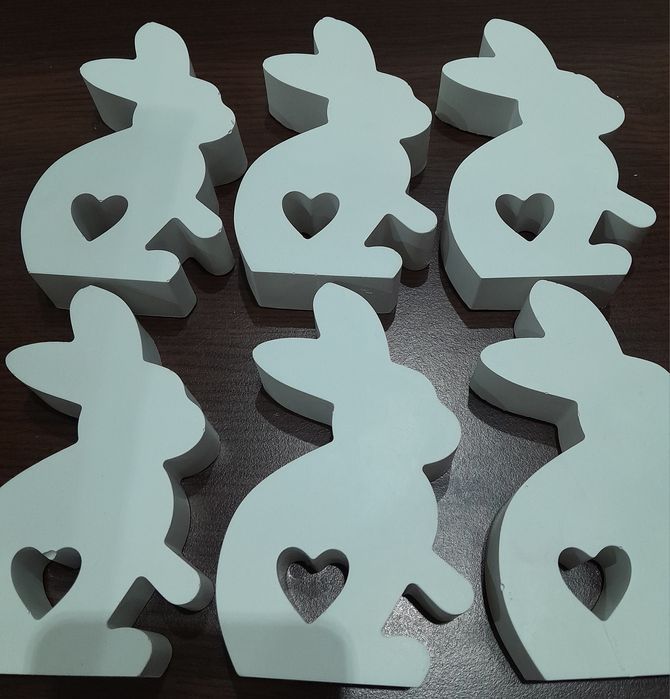 Великденски фигурки. Цена от 0.30 ст до 2.50 за брой.