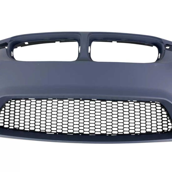 Боди кит M3 пакет за BMW F30 (12–18) – без отвори за халогени, бмв ф30