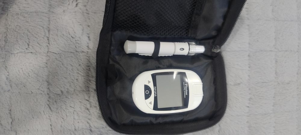 Продам глюкометр Osang