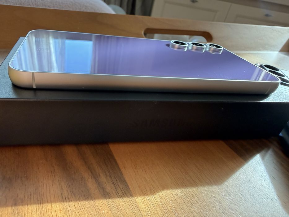 Samsung Galaxy S23FE  256 Gb Като нов