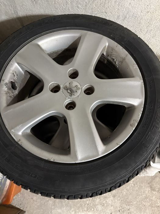 Cauciucuri cu jante Peugeot