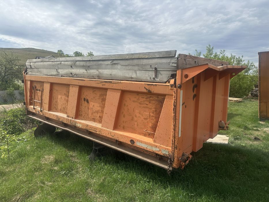 Продам кузов на трехсторонник камаз