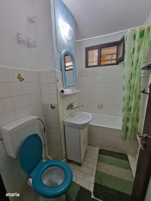 De vanzare apartament cu 2 camere, balcon,etajul 1, Pret ;  52000e