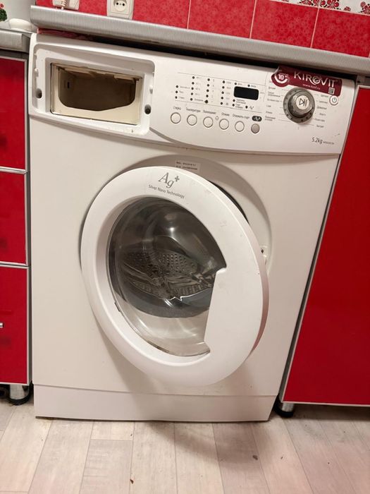 Продам стиральную машинку Samsung