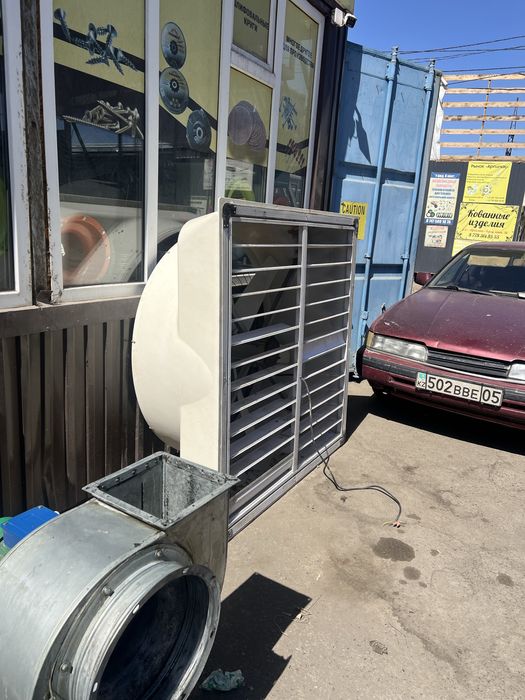 Вентилятор осевой 140см*140см