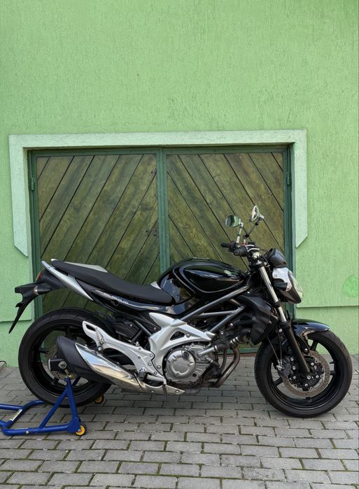 Suzuki Gladius 650 ABS